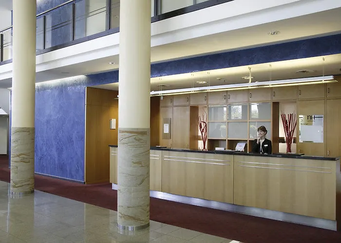 Hotell Nh Alexanderplatz 4*