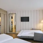 Nh Alexanderplatz 4* ברלין