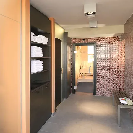 Hotel Nh Alexanderplatz 4*