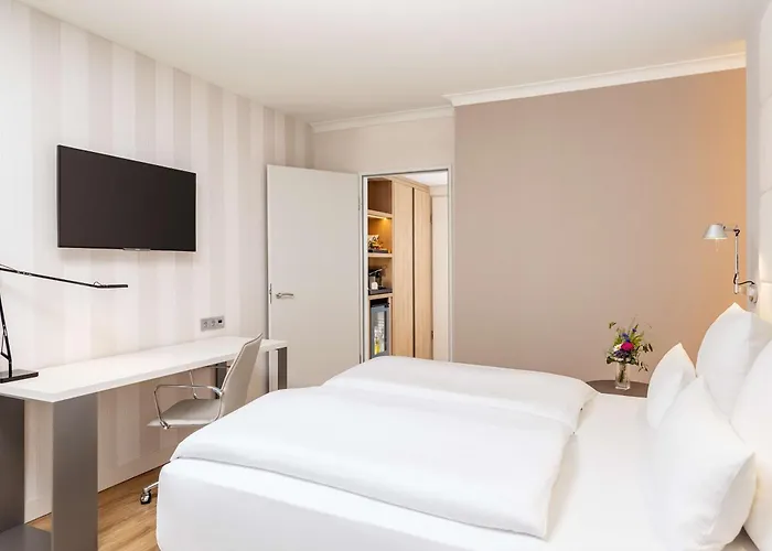 Nh Alexanderplatz Hotel 4*