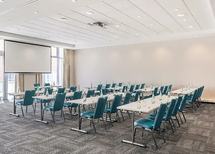 Nh Alexanderplatz فندق