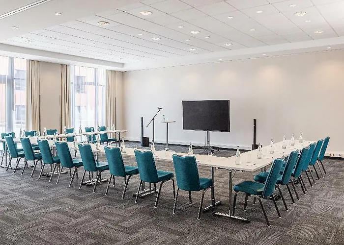 Hotel Nh Alexanderplatz 4*