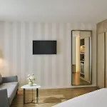 Отель Nh Alexanderplatz 4*