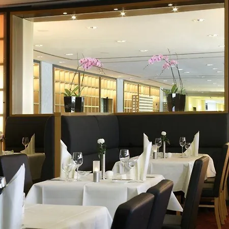 Nh Alexanderplatz Hotell 4*