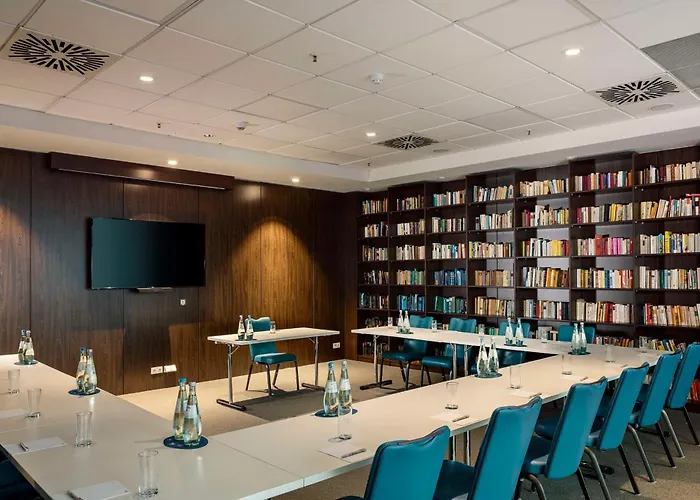 Nh Alexanderplatz فندق