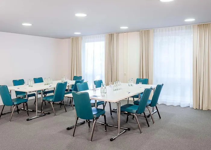 فندق Nh Alexanderplatz 4*