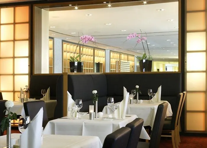 Nh Alexanderplatz Hotel 4*